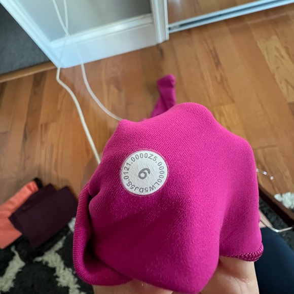 Lululemon invigorate HR leggings - Picture 2 of 6